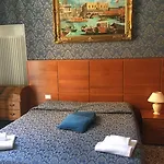 Πανσιόν Casa Dolce 3*
